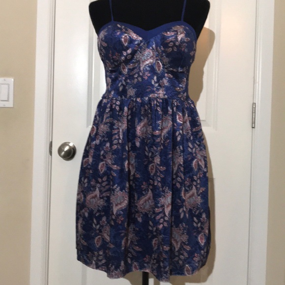 🦋Xhilaration Velvet Dress 🦋🦋 - Picture 2 of 5